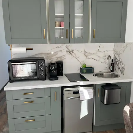 Pied A Terre En Provence Apartman